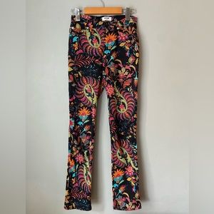 Moschino straight leg Donna pants Made in Italy. Women’s size 26 great condition